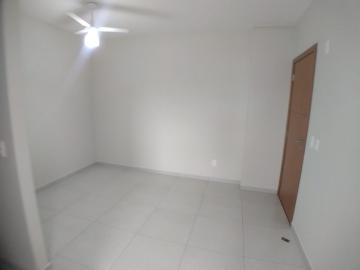 Alugar Apartamento / Padrão em Bonfim Paulista R$ 700,00 - Foto 2