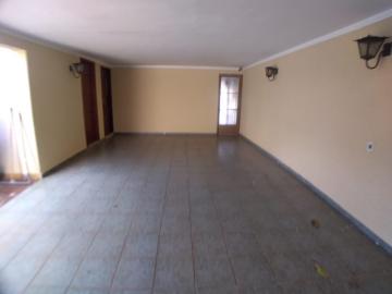 Alugar Casa / Padrão em Ribeirão Preto R$ 5.500,00 - Foto 1