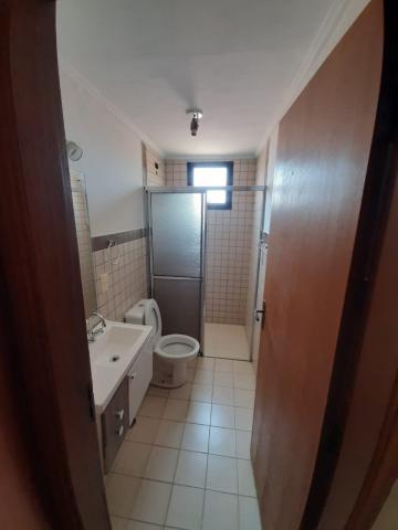 Alugar Apartamento / Padrão em Ribeirão Preto R$ 850,00 - Foto 8