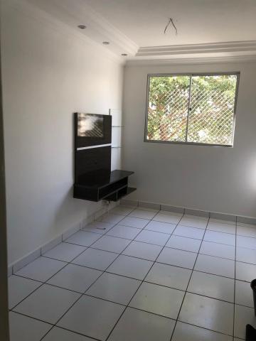 Alugar Apartamentos / Padrão em Ribeirão Preto R$ 1.000,00 - Foto 2