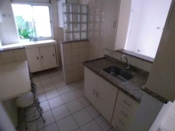 Alugar Apartamentos / Padrão em Ribeirão Preto R$ 800,00 - Foto 4