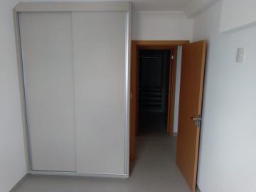 Alugar Apartamentos / Padrão em Ribeirão Preto R$ 1.500,00 - Foto 11