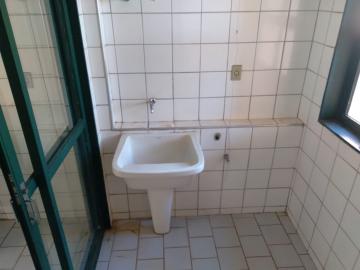 Alugar Apartamento / Padrão em Ribeirão Preto R$ 1.000,00 - Foto 5