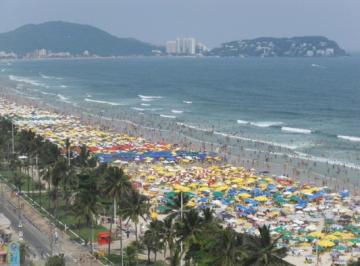 Comprar Apartamento / Padrão em Guarujá R$ 1.380.000,00 - Foto 8