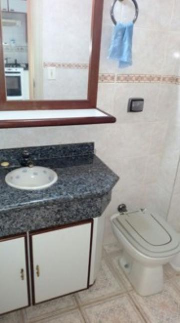 Comprar Apartamento / Padrão em Guarujá R$ 1.380.000,00 - Foto 19