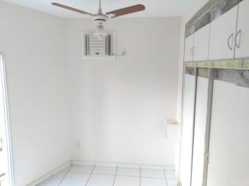 Alugar Apartamentos / Padrão em Ribeirão Preto R$ 1.000,00 - Foto 4