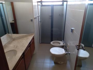 Alugar Apartamento / Padrão em Ribeirão Preto R$ 1.600,00 - Foto 13