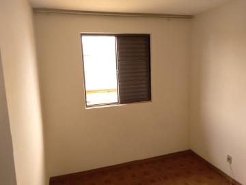 Alugar Casa / Padrão em Ribeirão Preto R$ 1.300,00 - Foto 9