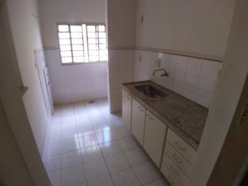 Alugar Apartamento / Padrão em Ribeirão Preto R$ 900,00 - Foto 3