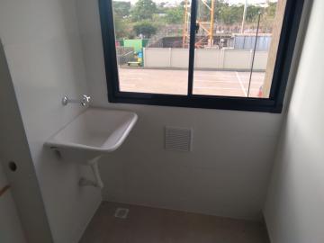 Alugar Apartamento / Padrão em Ribeirão Preto R$ 700,00 - Foto 4