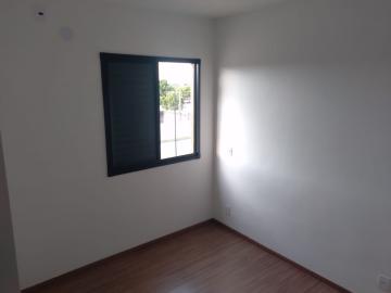 Alugar Apartamento / Padrão em Ribeirão Preto R$ 700,00 - Foto 7