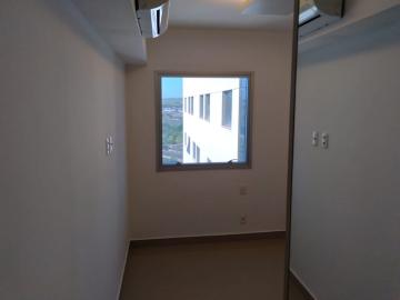 Alugar Apartamento / Padrão em Ribeirão Preto R$ 1.900,00 - Foto 11