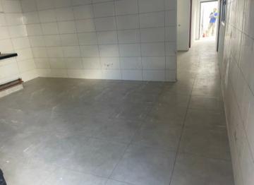 Comprar Casa / Padrão em Barrinha R$ 370.000,00 - Foto 2