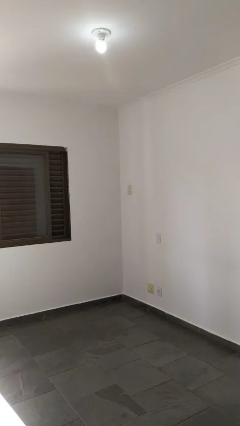 Alugar Apartamento / Padrão em Ribeirão Preto R$ 1.600,00 - Foto 9