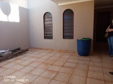 Alugar Casa / Padrão em Ribeirão Preto R$ 900,00 - Foto 2