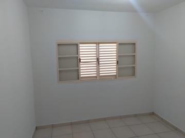 Alugar Casa / Padrão em Ribeirão Preto R$ 1.100,00 - Foto 6