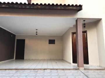 Alugar Casa / Padrão em Ribeirão Preto R$ 2.900,00 - Foto 1