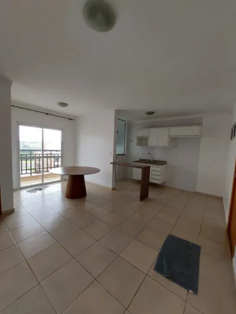 Apartamento / Padrão em Ribeirão Preto Alugar por R$1.600,00