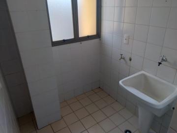 Alugar Apartamento / Padrão em Ribeirão Preto R$ 1.000,00 - Foto 5