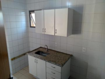 Alugar Apartamento / Padrão em Ribeirão Preto R$ 1.000,00 - Foto 3