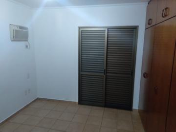 Alugar Apartamento / Padrão em Ribeirão Preto R$ 1.000,00 - Foto 8