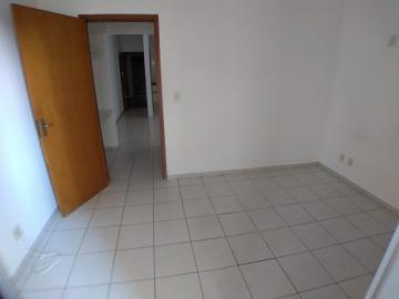 Alugar Apartamentos / Padrão em Ribeirão Preto R$ 850,00 - Foto 8