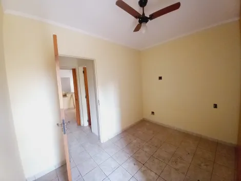 Alugar Apartamento / Padrão em Ribeirão Preto R$ 1.100,00 - Foto 3