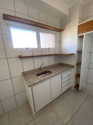 Alugar Apartamento / Padrão em Ribeirão Preto R$ 1.320,00 - Foto 10