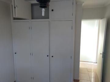 Alugar Apartamento / Padrão em Ribeirão Preto R$ 500,00 - Foto 9