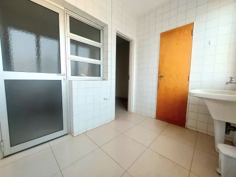 Alugar Apartamento / Padrão em Ribeirão Preto R$ 1.100,00 - Foto 14