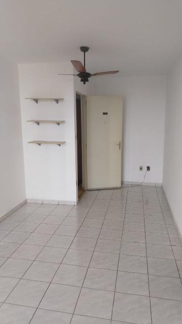 Alugar Apartamento / Padrão em Ribeirão Preto R$ 1.800,00 - Foto 2