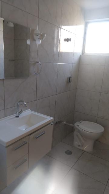 Alugar Apartamento / Padrão em Ribeirão Preto R$ 1.800,00 - Foto 4