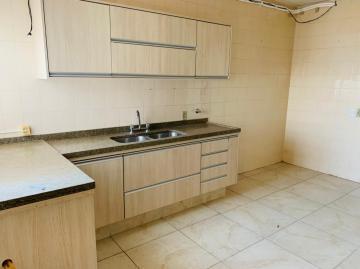 Alugar Apartamento / Padrão em Ribeirão Preto R$ 1.300,00 - Foto 4