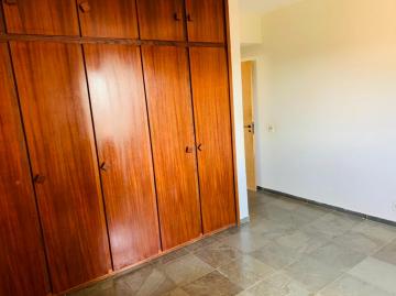 Alugar Apartamento / Padrão em Ribeirão Preto R$ 1.300,00 - Foto 13