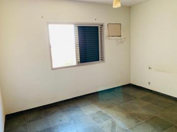 Alugar Apartamentos / Padrão em Ribeirão Preto R$ 1.300,00 - Foto 16