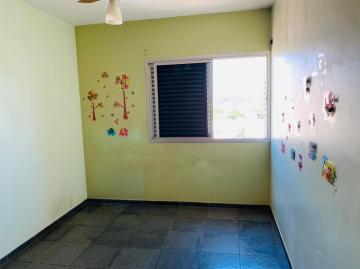 Alugar Apartamentos / Padrão em Ribeirão Preto R$ 1.300,00 - Foto 17