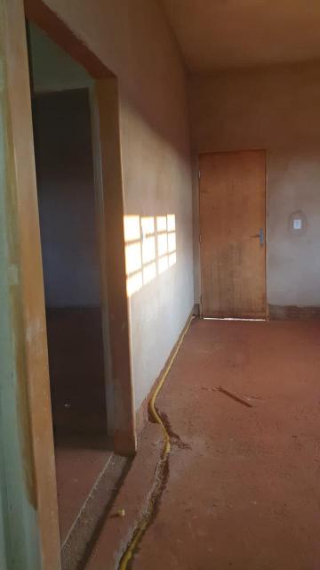 Comprar Terreno / Padrão em Ipuã R$ 120.000,00 - Foto 3