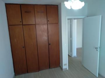 Alugar Apartamento / Padrão em Ribeirão Preto R$ 600,00 - Foto 4