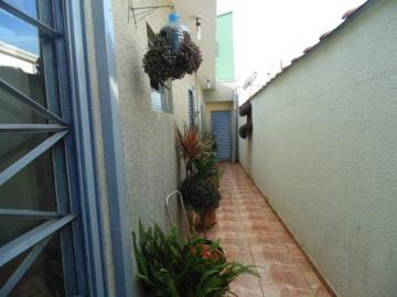 Alugar Casa / Padrão em Ribeirão Preto R$ 1.400,00 - Foto 8