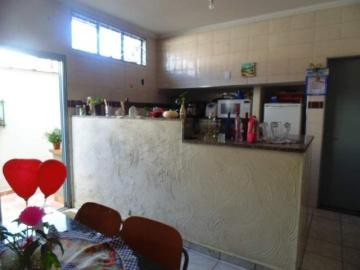 Alugar Casa / Padrão em Ribeirão Preto R$ 1.400,00 - Foto 11