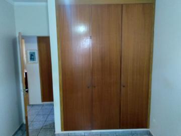 Alugar Apartamento / Padrão em Ribeirão Preto R$ 850,00 - Foto 5