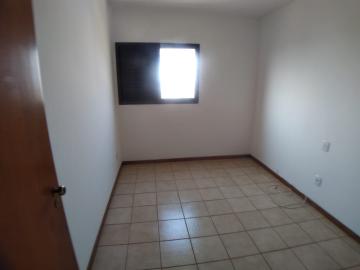 Alugar Apartamento / Padrão em Ribeirão Preto R$ 1.200,00 - Foto 4