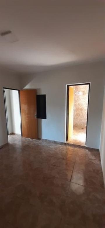 Alugar Casa / Padrão em Ribeirão Preto R$ 1.650,00 - Foto 8