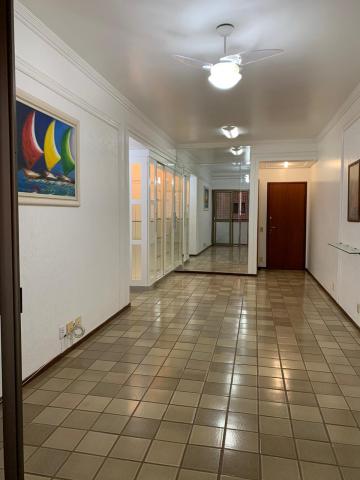 Apartamento / Padrão em Ribeirão Preto 