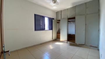 Alugar Casa / Padrão em Ribeirão Preto R$ 1.200,00 - Foto 12