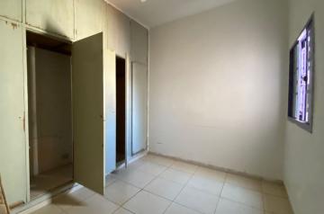 Alugar Casa / Padrão em Ribeirão Preto R$ 1.200,00 - Foto 13