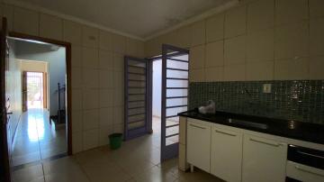 Alugar Casa / Padrão em Ribeirão Preto R$ 1.200,00 - Foto 6