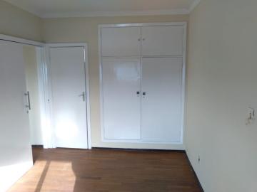 Alugar Apartamento / Padrão em Ribeirão Preto R$ 800,00 - Foto 4