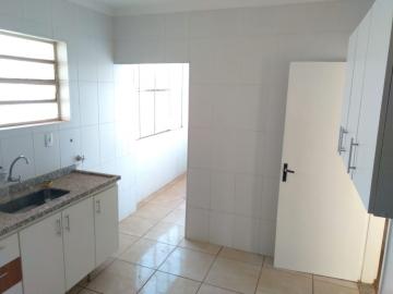 Alugar Apartamento / Padrão em Ribeirão Preto R$ 800,00 - Foto 9