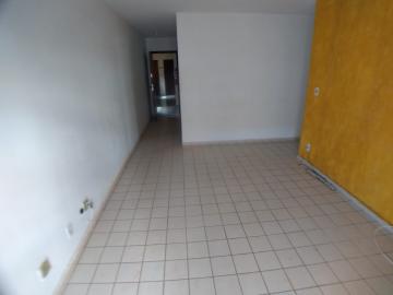 Alugar Apartamento / Padrão em Ribeirão Preto R$ 750,00 - Foto 2